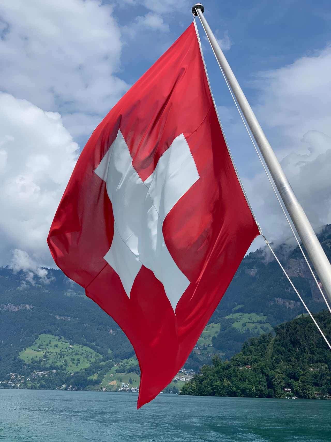 pexels-corinna-widmer-2124981-5014588 switzerland