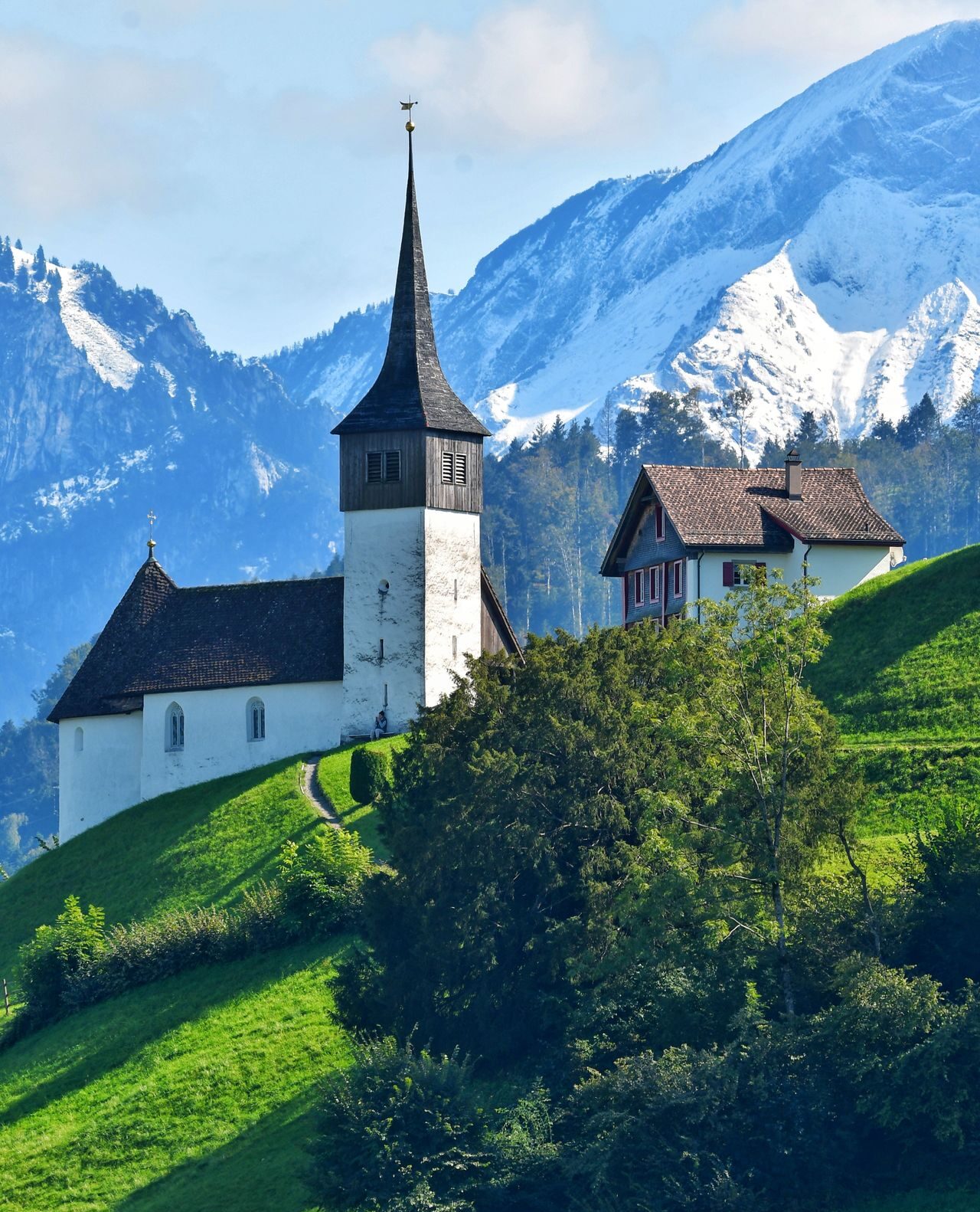 pexels-peter-steiner-1973-560957992-28451020 switzerland