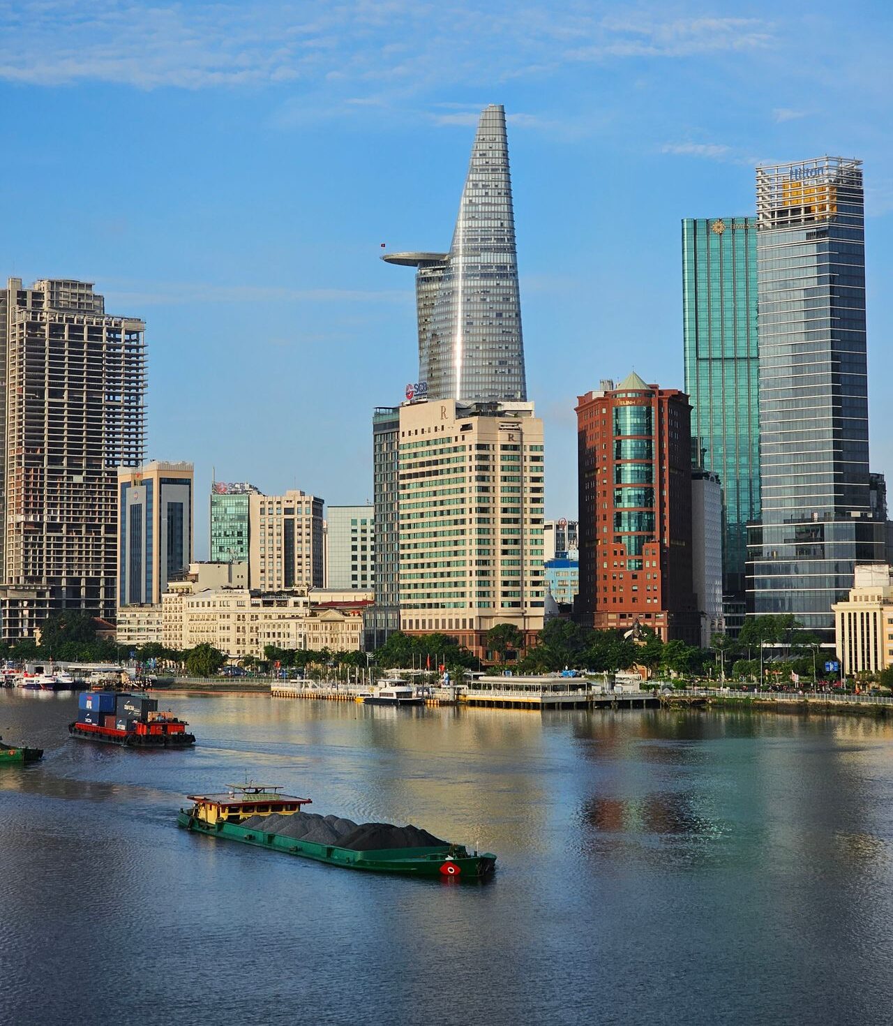 pexels-duong-do-620388-27641021 Vietnam