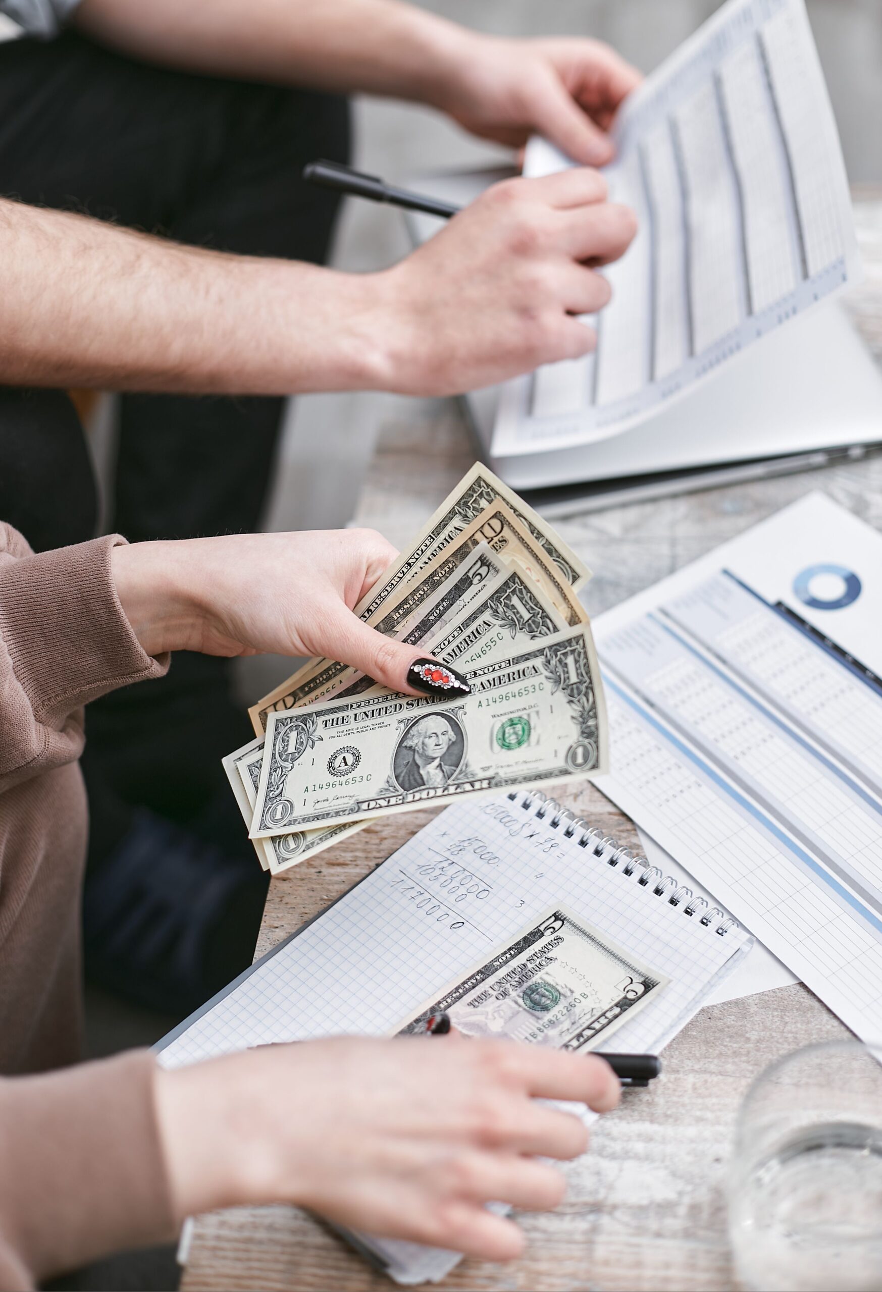 Calculating international payroll